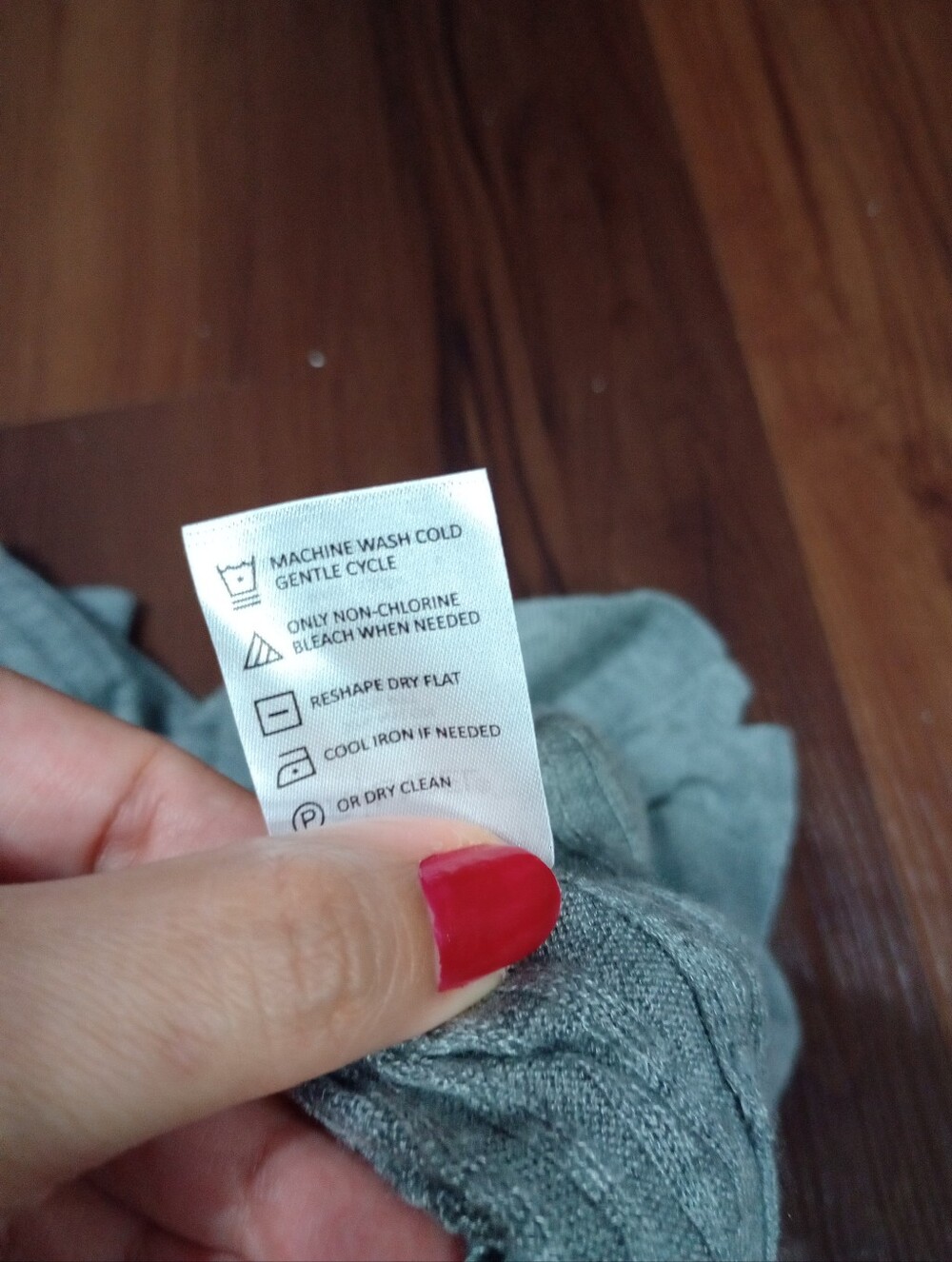 R Label Ribbed Knit Washable Cashmere Blend Button Front Cardigan - Picture 5 of 7